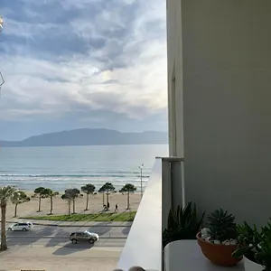  Apartment Modern Spacious 1 Bedroom Flat Next To The Albania